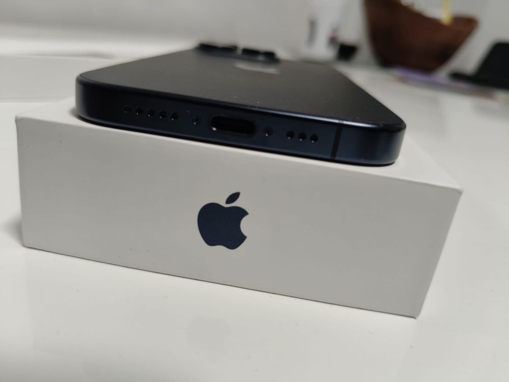 Vand iphone 15 pro