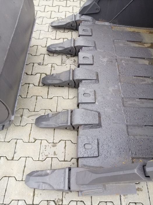 Cupa ranforsata pt. VOLVO EC240