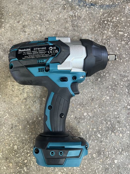 Vand impact Makita DTW 1001 model 2025
