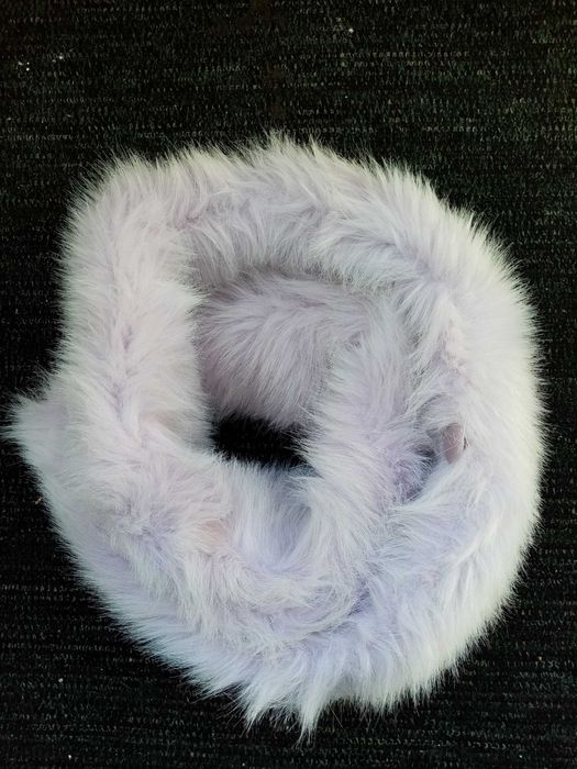 Воротник из искусственного меха (боа)