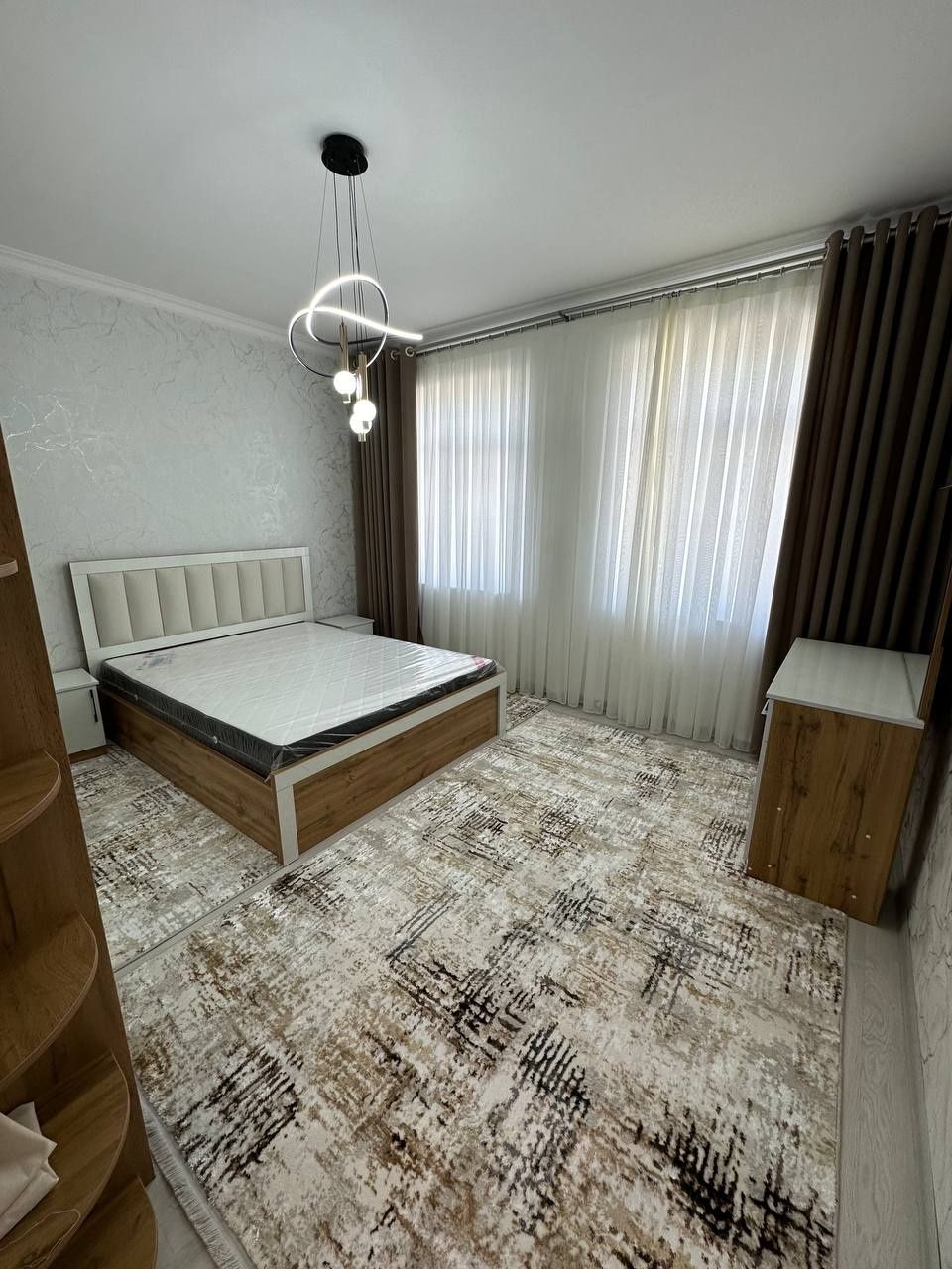 Срочно продается 2 этажный коттедж с евро ремонтом