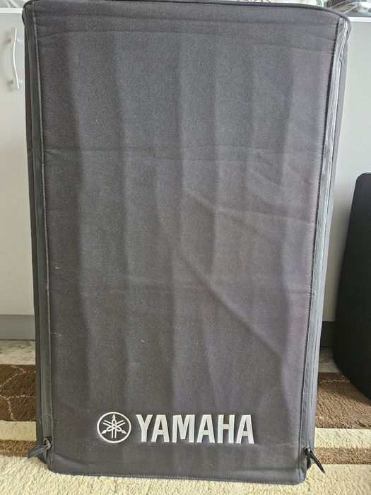 2 Boxe Yamaha DBR15 +huse originale ,Statie Yamaha MG16XU+husă!