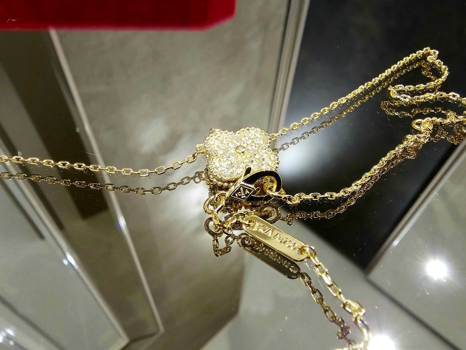 Van Cleef & Arpels VCA Gold Vintage Alhambra 1 Clover Дамско Колие