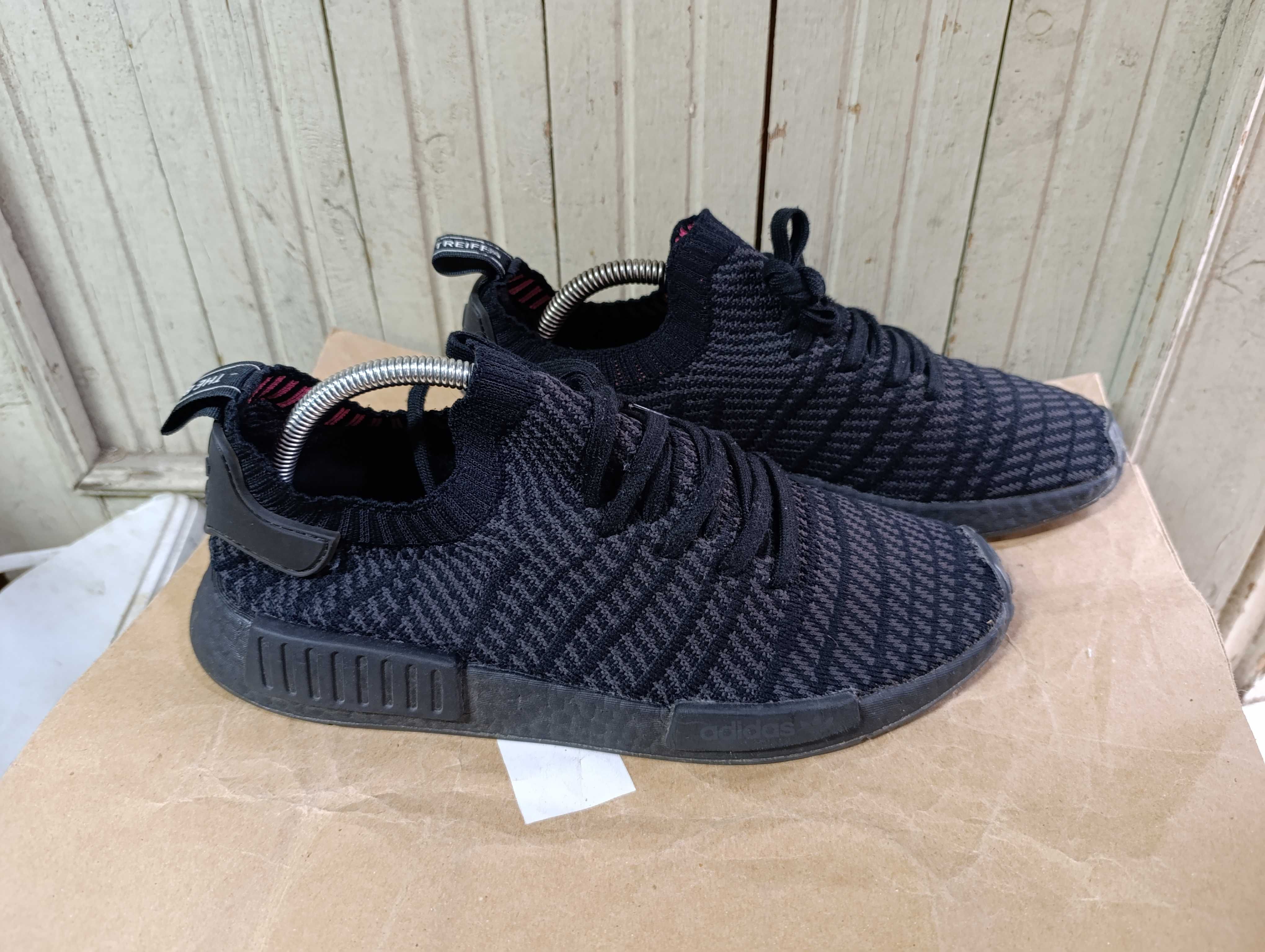 adidas NMD R1 STLT Primeknit Triple Black''оригинални маратонки 44 ном