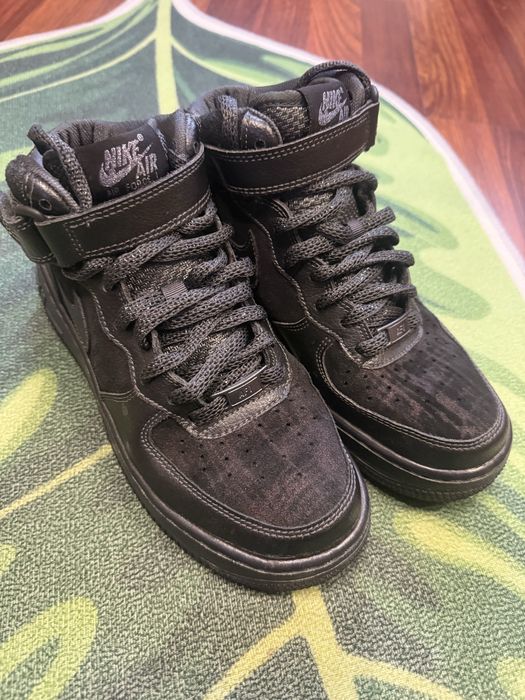 Nike Air Force 1 mid ‘07 metallic black