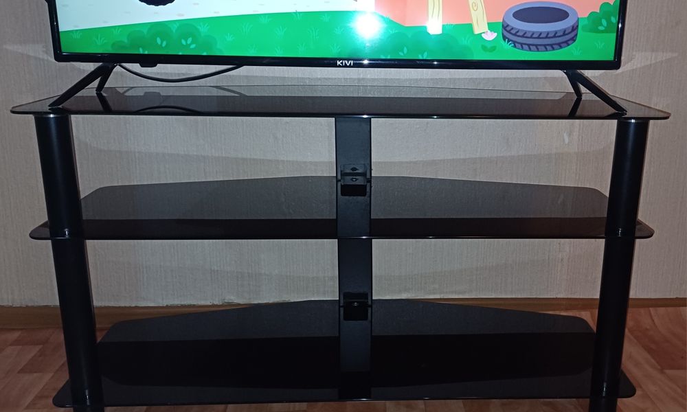 новый стол для TV