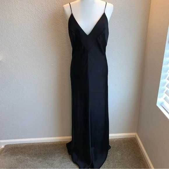 Zara rochie lunga eleganta decolteu adanc ocazie speciala negru