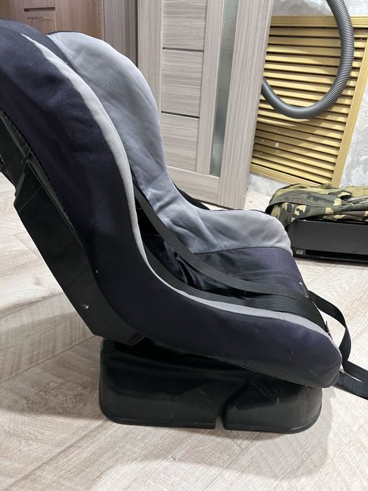 Детское автокресло