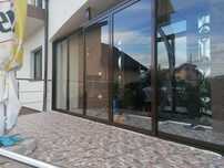 Sticla duplex cu rama aluminiu pentru închideri terase balcoane foisor