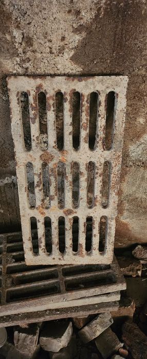 Дождеприемник  Люки решётки  на лотки