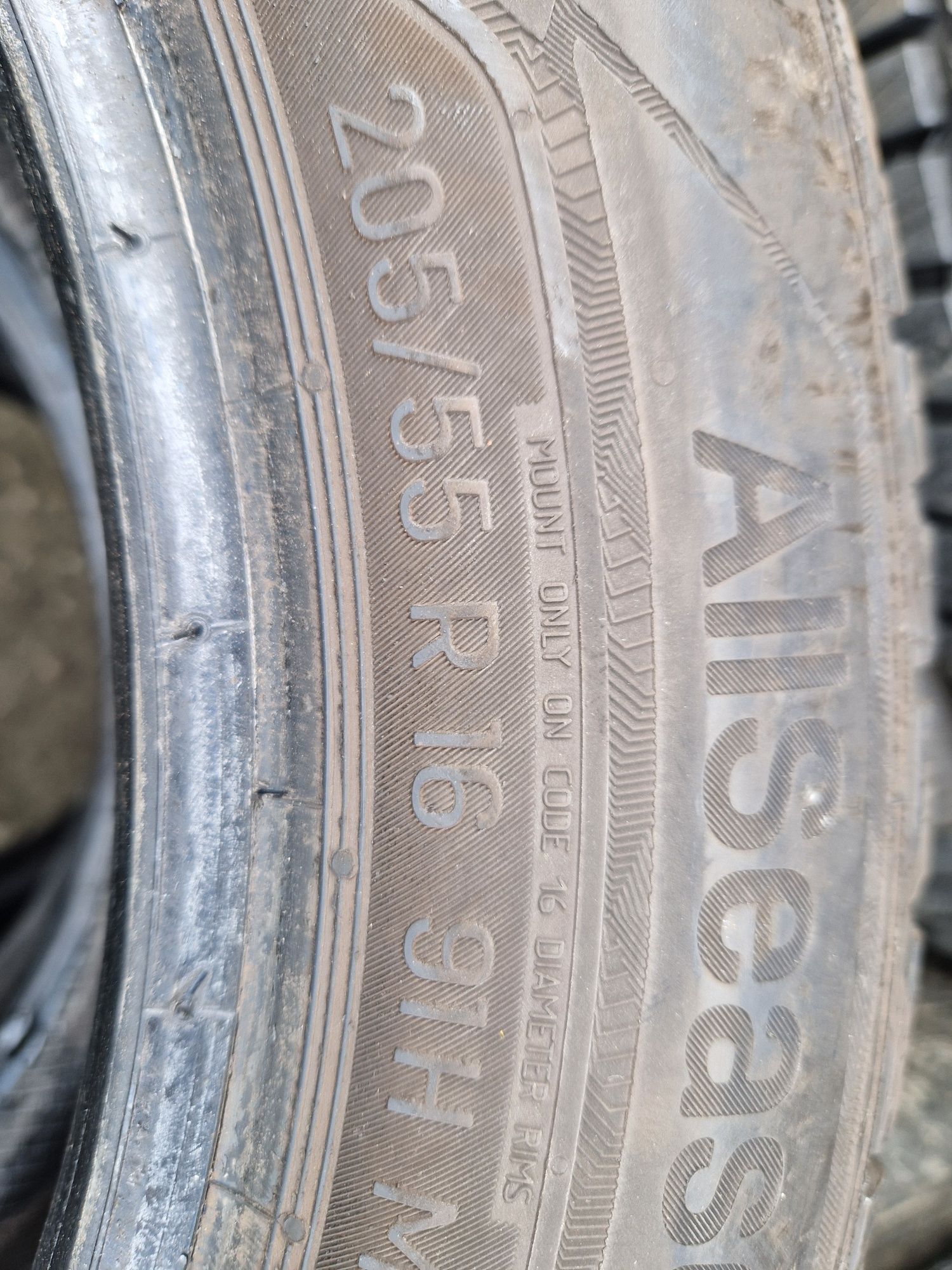 Anvelope UNIROYAL 205/55/16