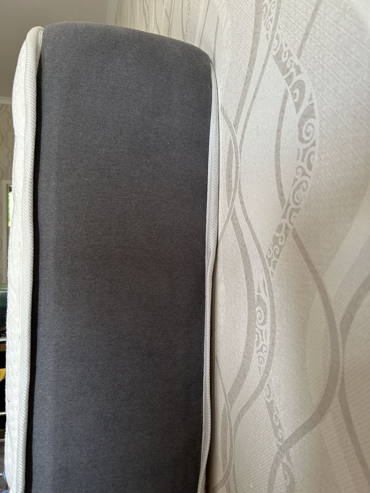 Продам матрас! Размер 200/180 толщина 25.