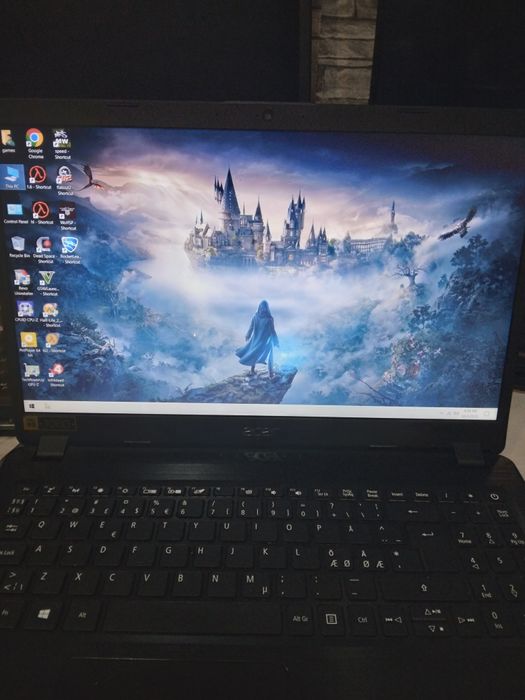 Laptop i7 gen 8 puternic