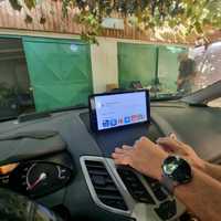 Navigatie Android Ford Fiesta Waze YouTube BT GPS USB
