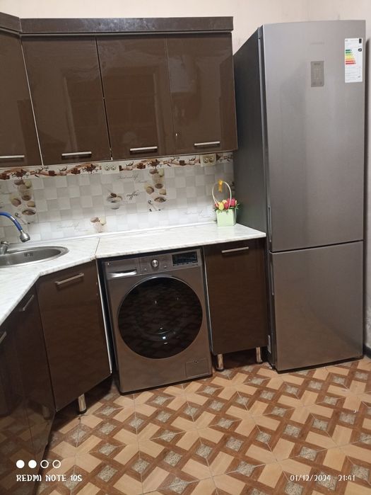 Хамма хужжатлари 100% тоза ховли сотилади.