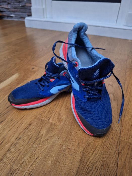 Adidasi albaștri Kalensole