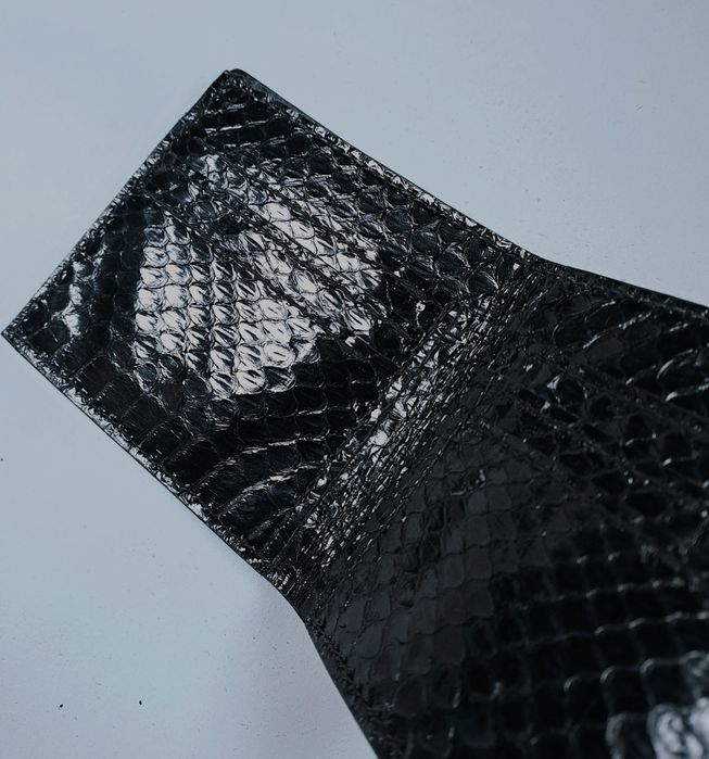 Portofel din piele sarpe neagra lucrat manuak