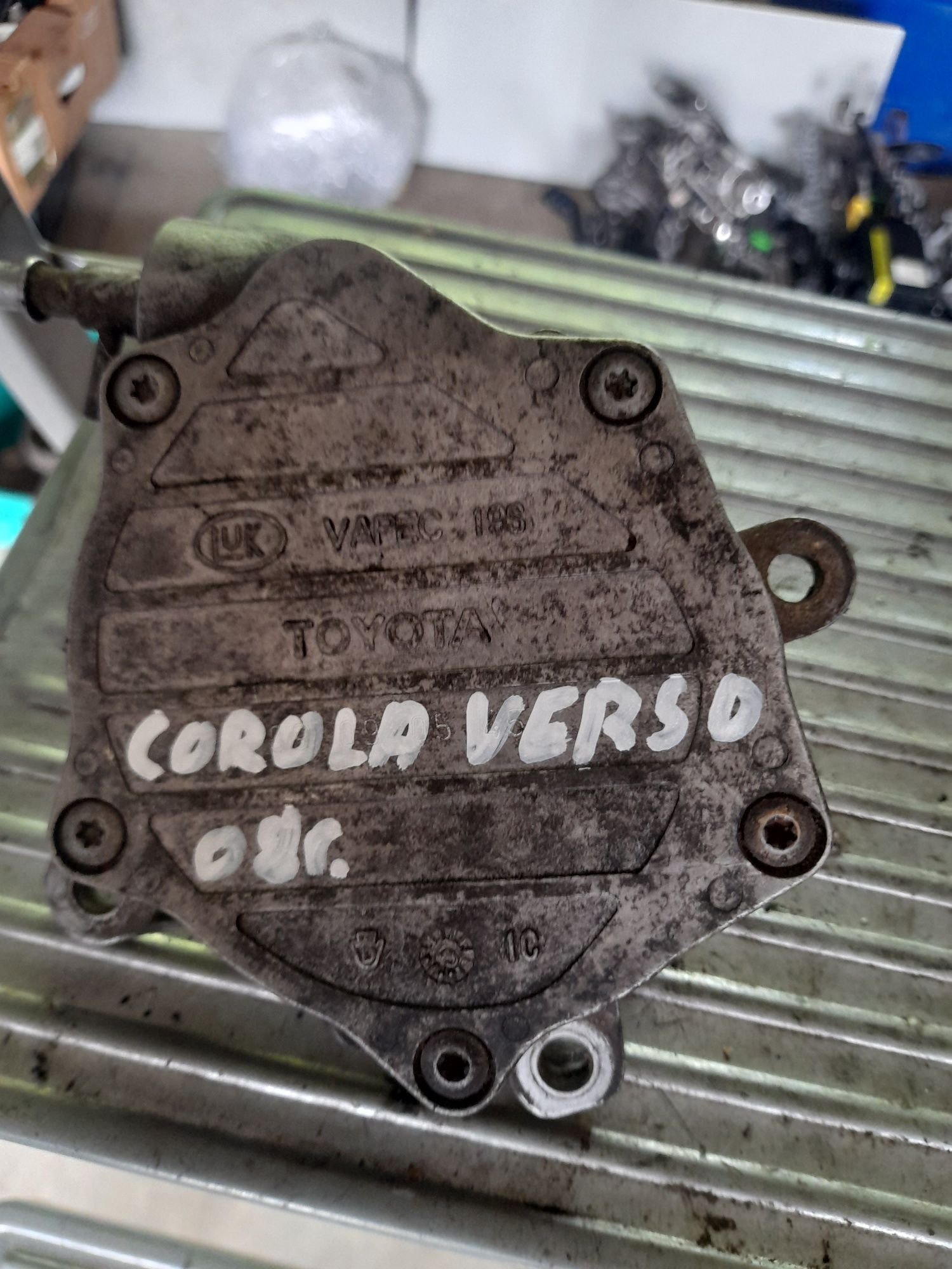Вакум помпа за Toyota Corolla verso 2008