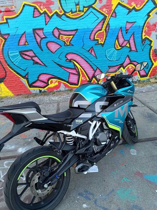 Cfmoto 300sr 2022  cat A2  NU (kawasaki bmw honda yamaha}