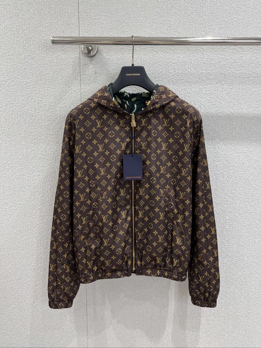 Сака и якета Chanel, Dior