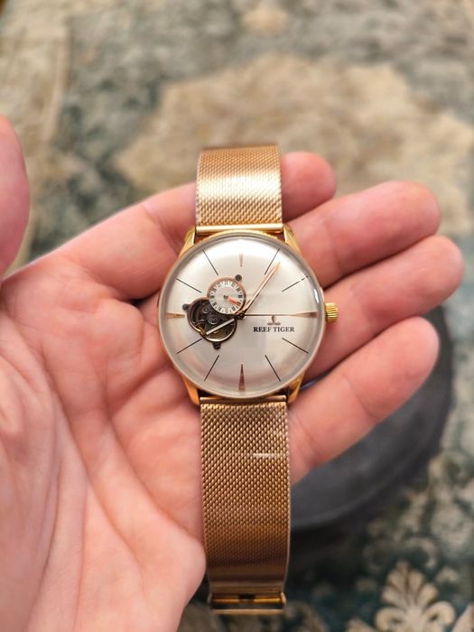 Наручные часы Reef Tiger. Новые.