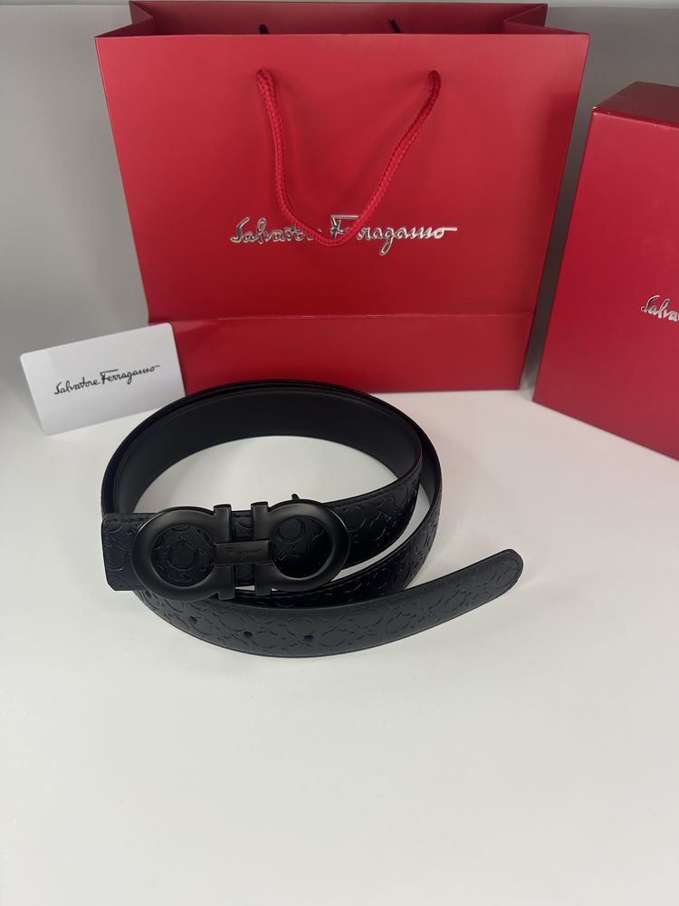 Curele Salvatore Ferragamo modele diferite