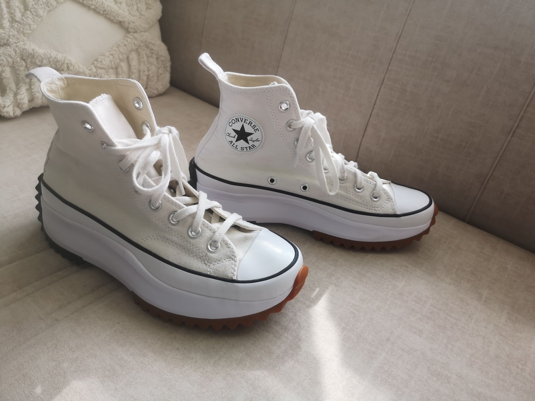 Converse, N 40 оригинални като нови