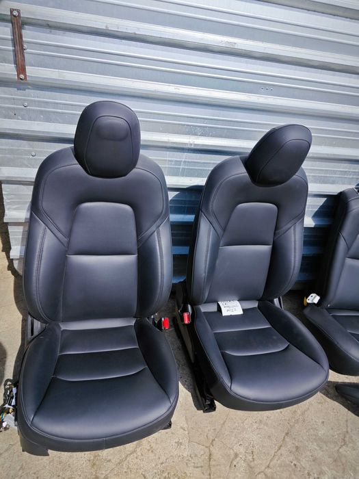 Рекаро кожен салон Tesla Model 3 седалки Тесла Модел 3 подгрев ел Н127