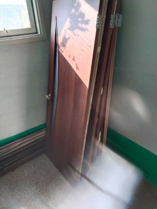 Продаются двери .5 шт.за 20 тыс.тг,торг