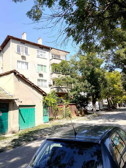 Продава се Къща в Търговище, Център - 185 кв.м за 745 €/кв.м - Снимка #1