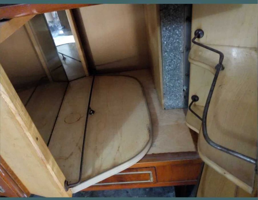 Mobila diversa sufragerie