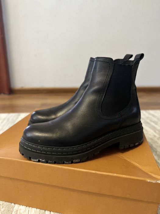 Сман ботинка почти новые