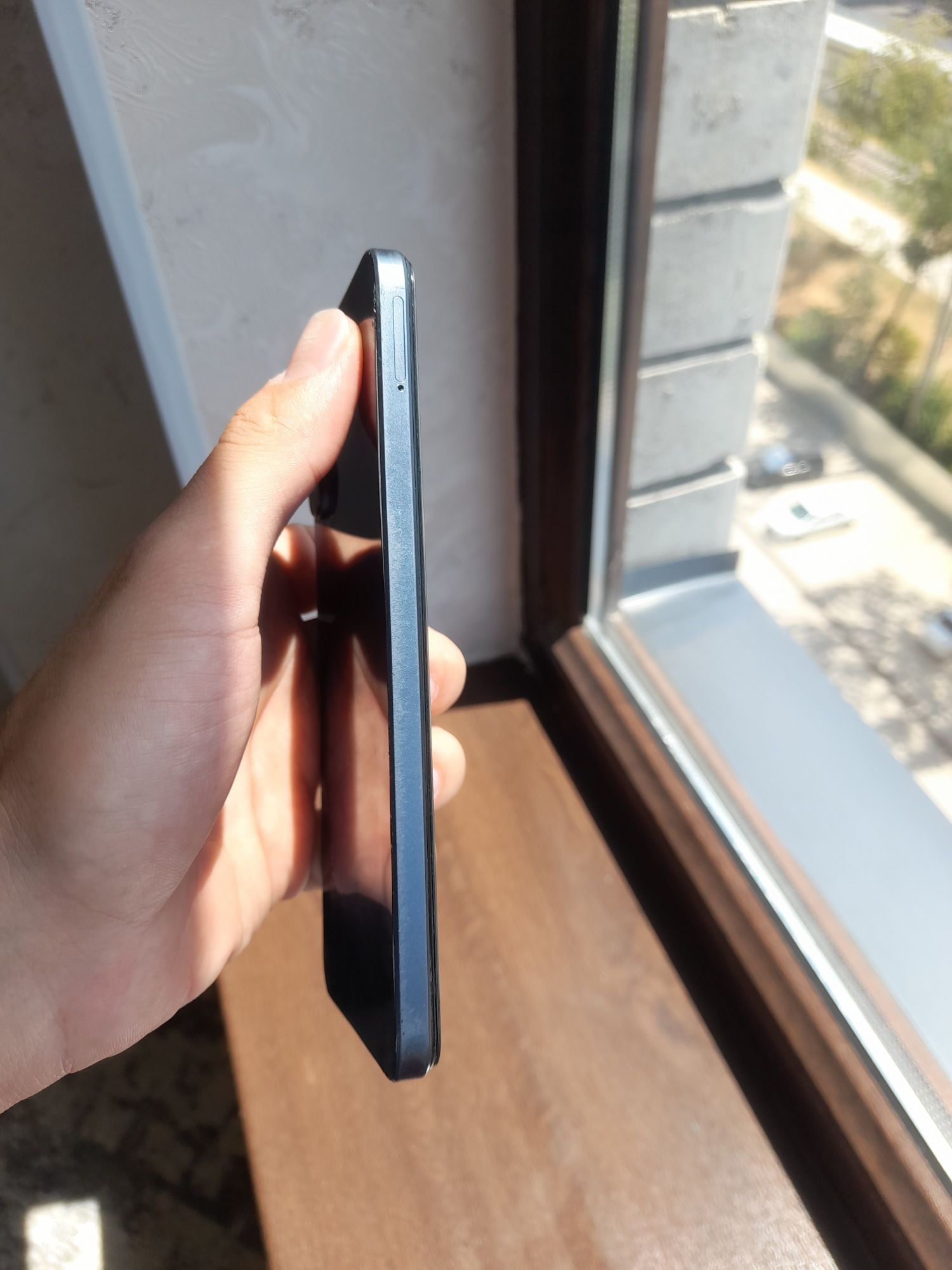 Realme 10 4\128gb Model: RMX3630 Ideal