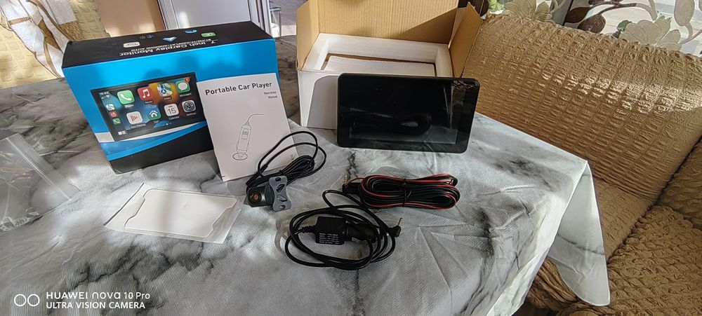 7 inch Carplay Monitor : BT/FM/TF/CARPLAY/ANDROID AUTO