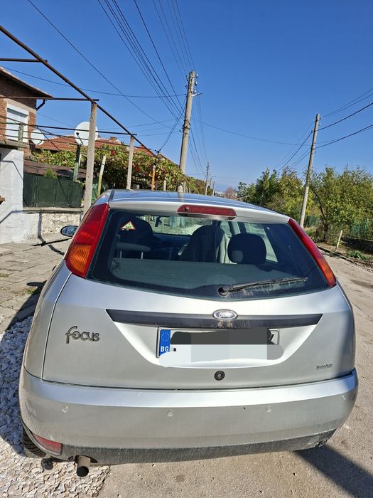 Продавам Ford Focus
