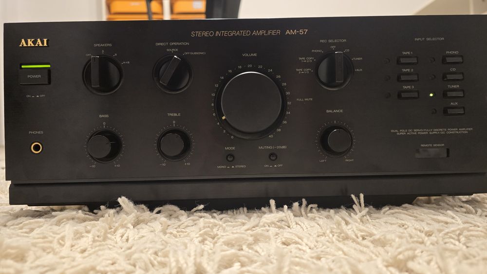 Amplificator Akai AM-57