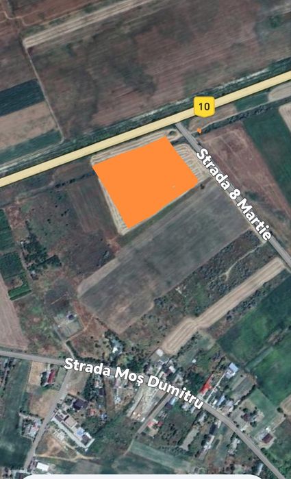 Vînd loturi de teren