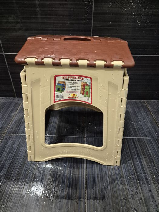 Пластмасов сгъваем стол