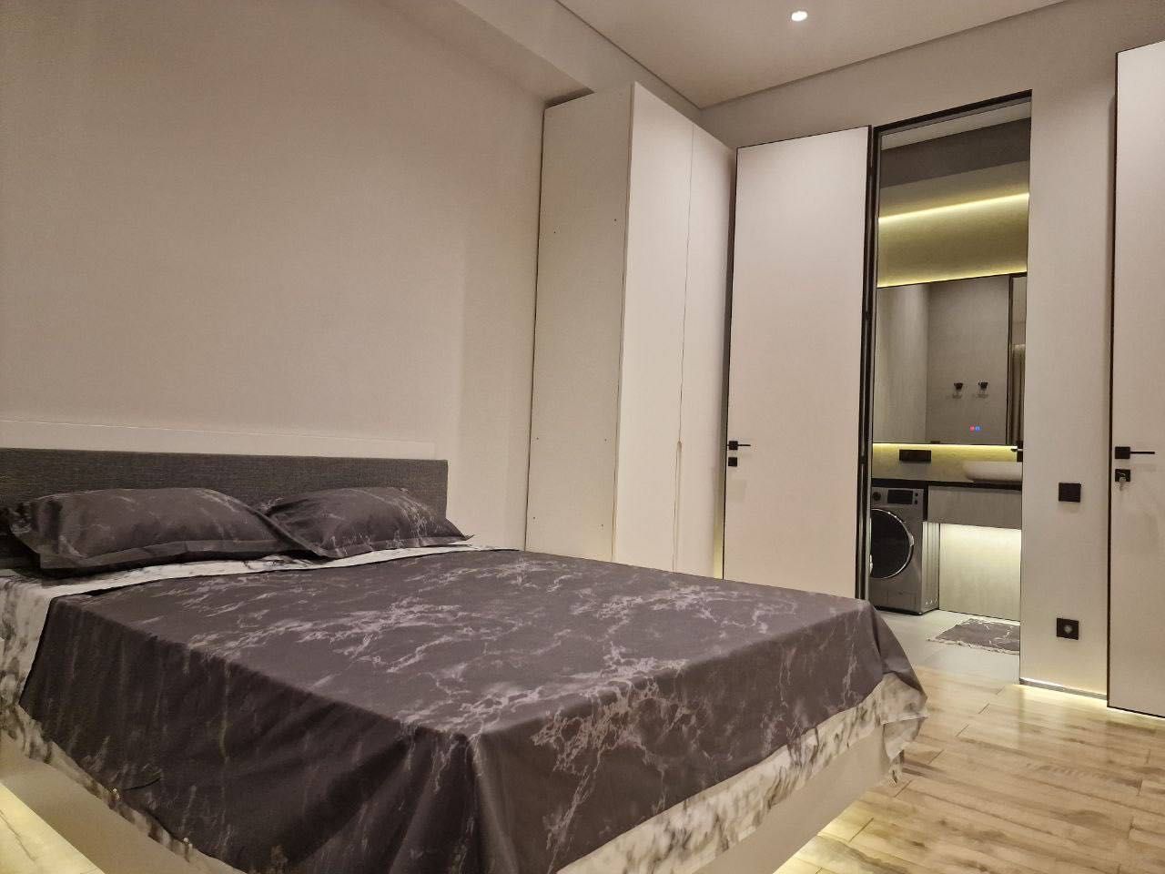 Mirabad Avenue Продается 3 комнатная квартира ремонт ул.Кунаева