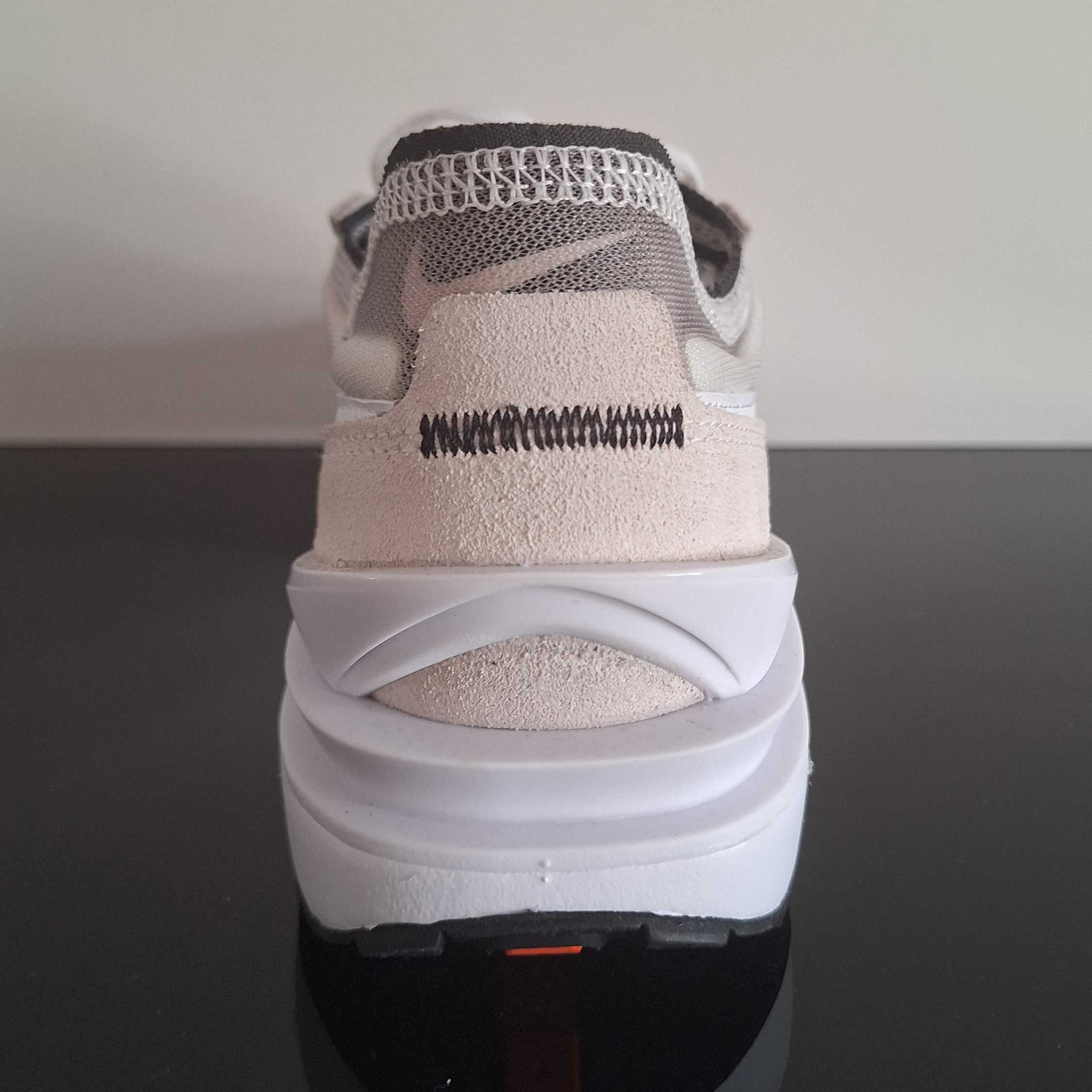 Nike Waffle One (GS)  номер 38.5