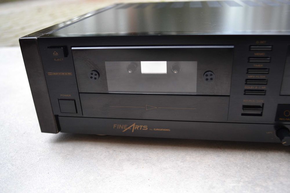 Deck FineArts by Grundig CT 905