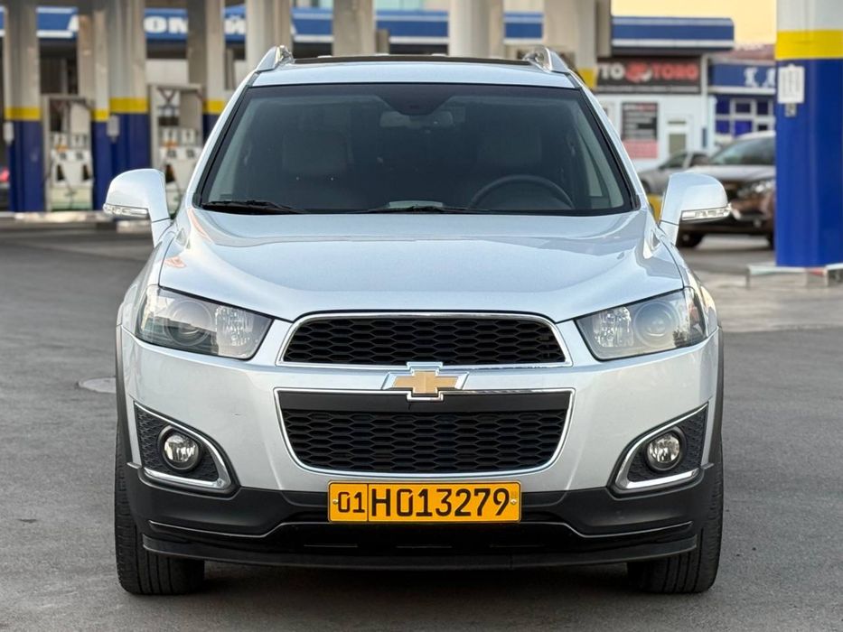 Продаётся Chevrolet Captiva 3 2013 года 3L