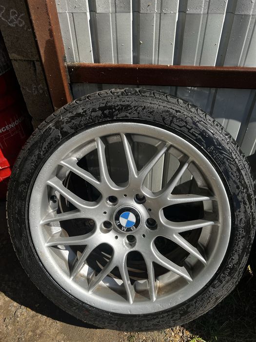 Jante bmw pe 17 inch cu cauciucuri de vara