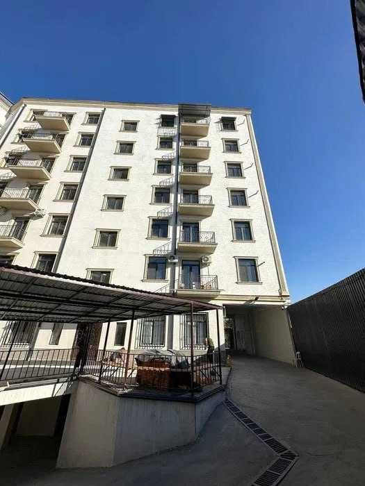 Квартира 2-комн., 80.4 м², евро, кирпичный дом, эт. 7/7, с мебелью!`