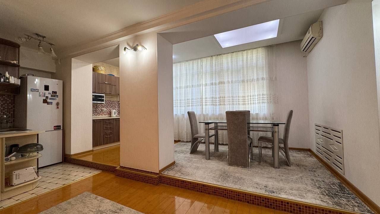 Продается 3х ком квартира на М. А.Кадырий, ор-р: Ц5 Lacoste, 70 м²
