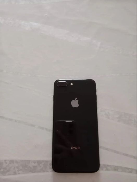 Iphone 8+ в хорошем состояни