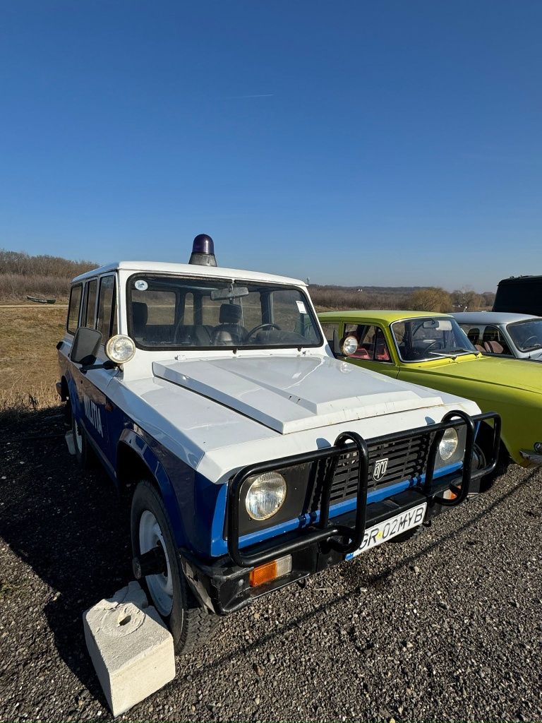 Aro Militia 4x4 Benzina reconditionat