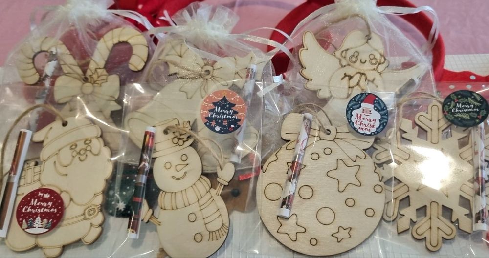 Дървени коледни украшения за оцветяване