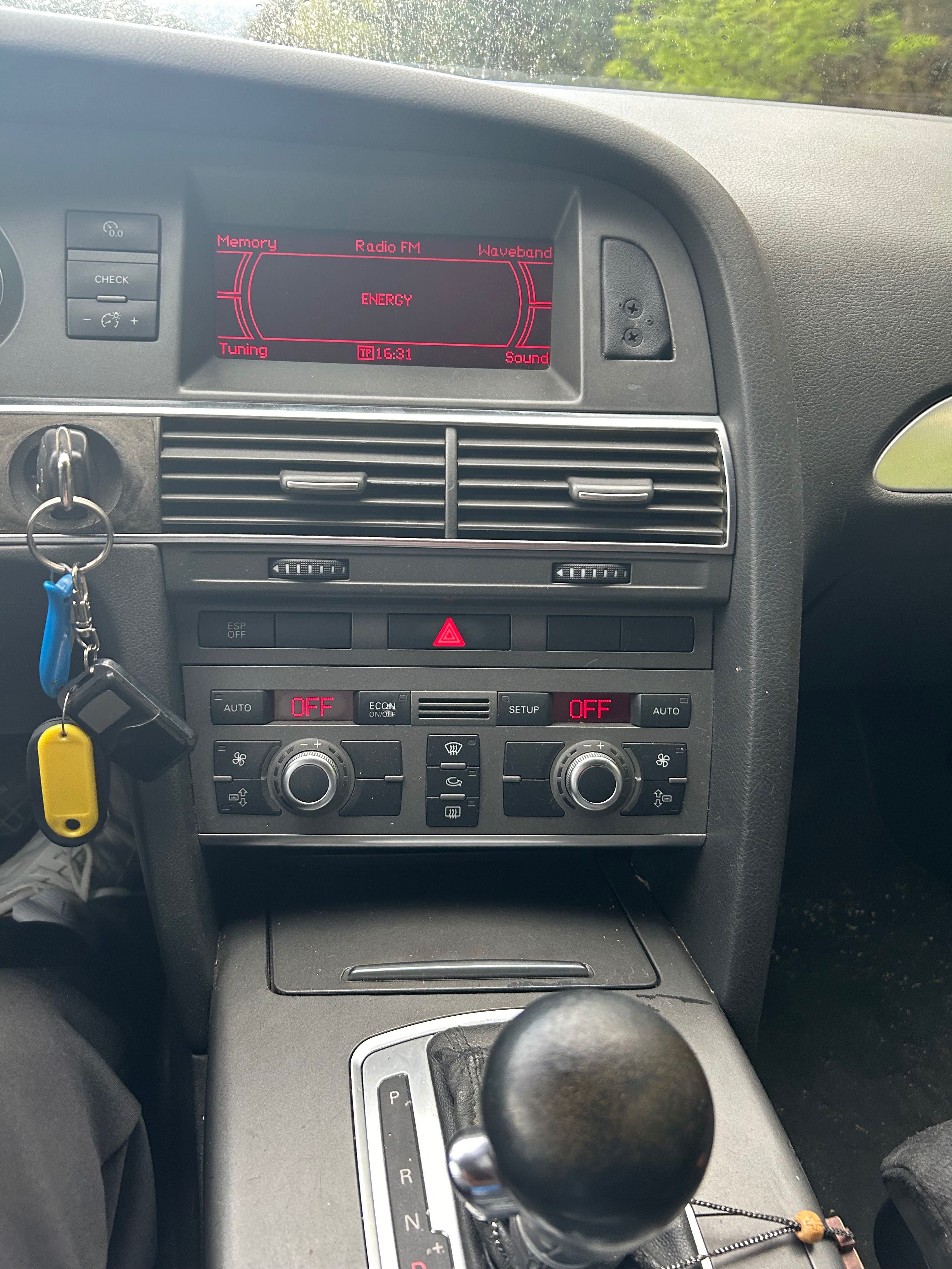 Audi A6 Avant 2700
