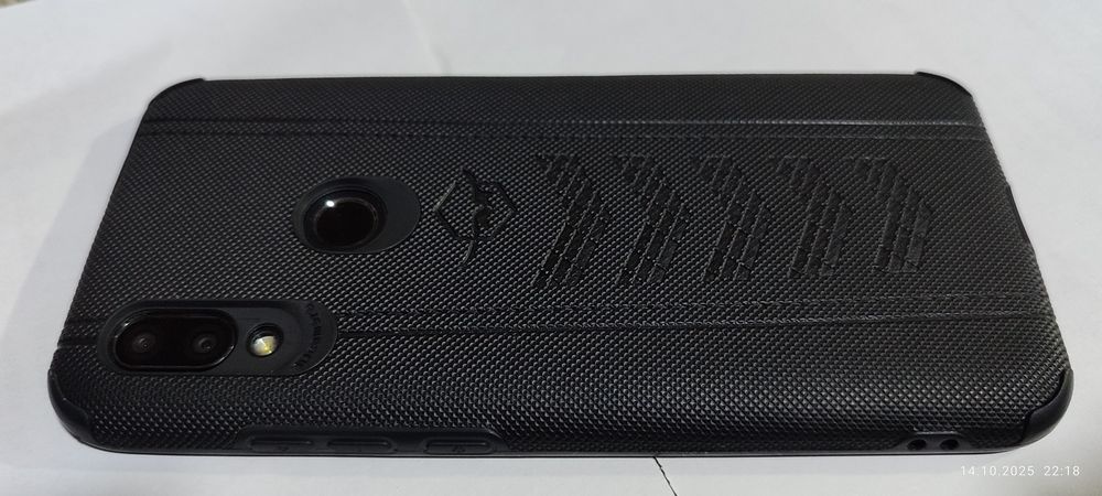 Redmi 7 32 talik usta ko'rmagan ishlashi zur